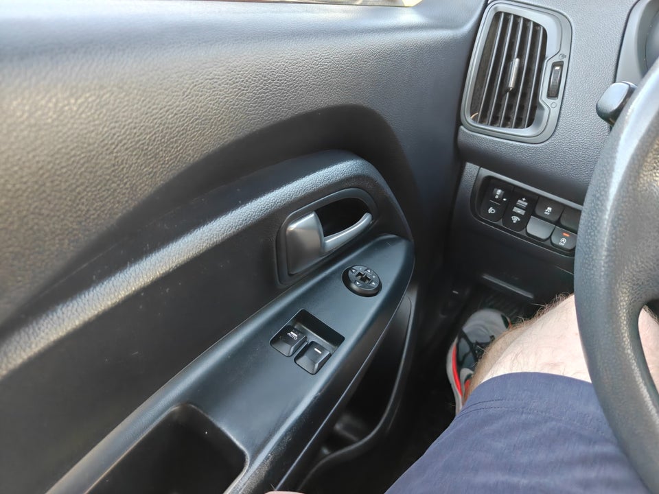 Kia Rio 1,2 CVVT Style 5d