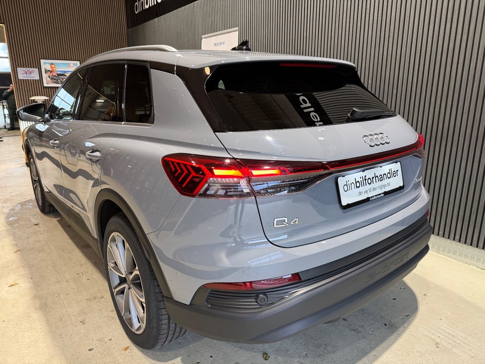 Audi Q4 e-tron 35  5d