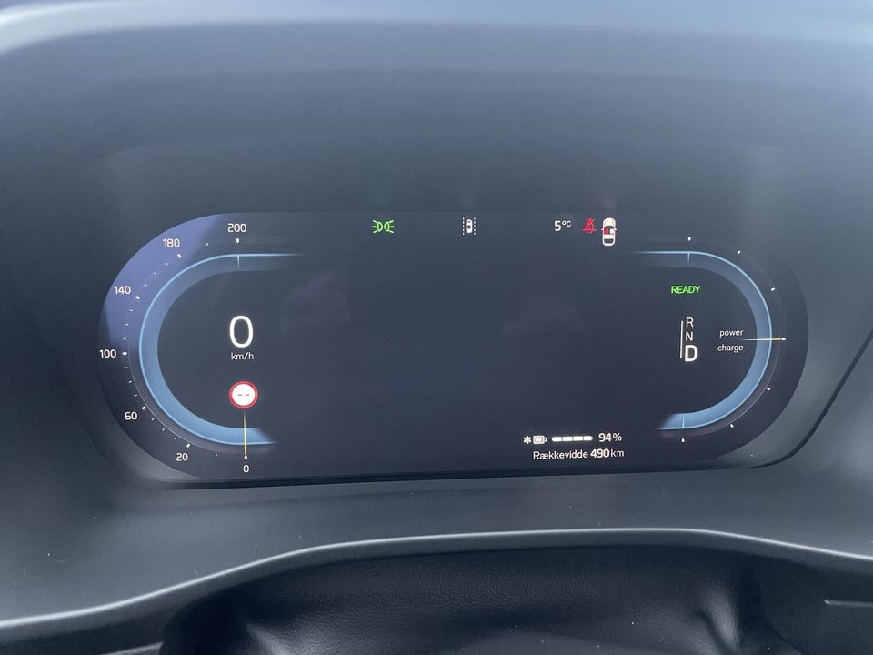 Volvo EX40 Extended Range Black Edition 5d