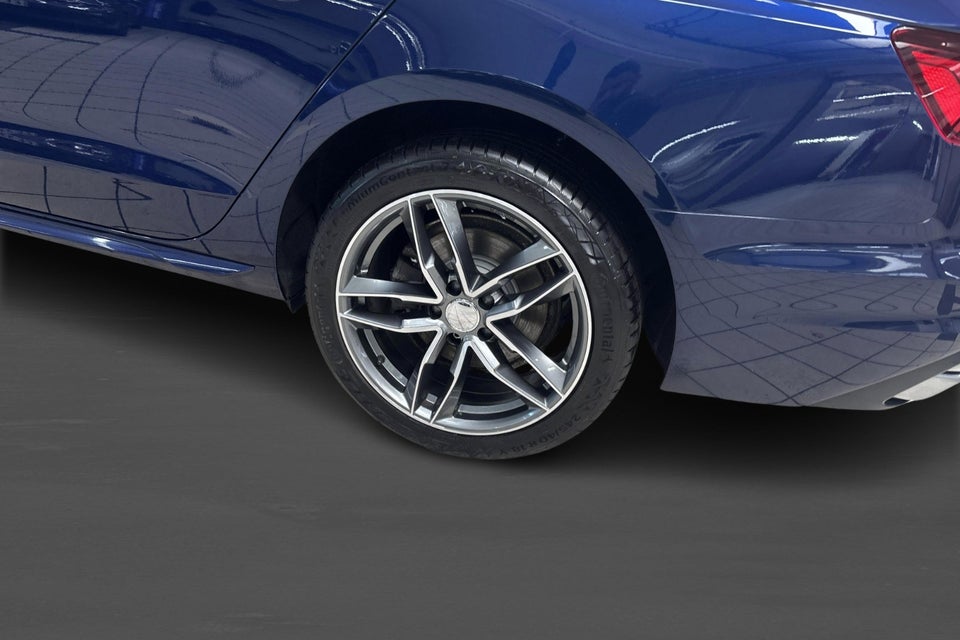 Audi A4 40 TFSi Prestige plus Avant S-tr. 5d