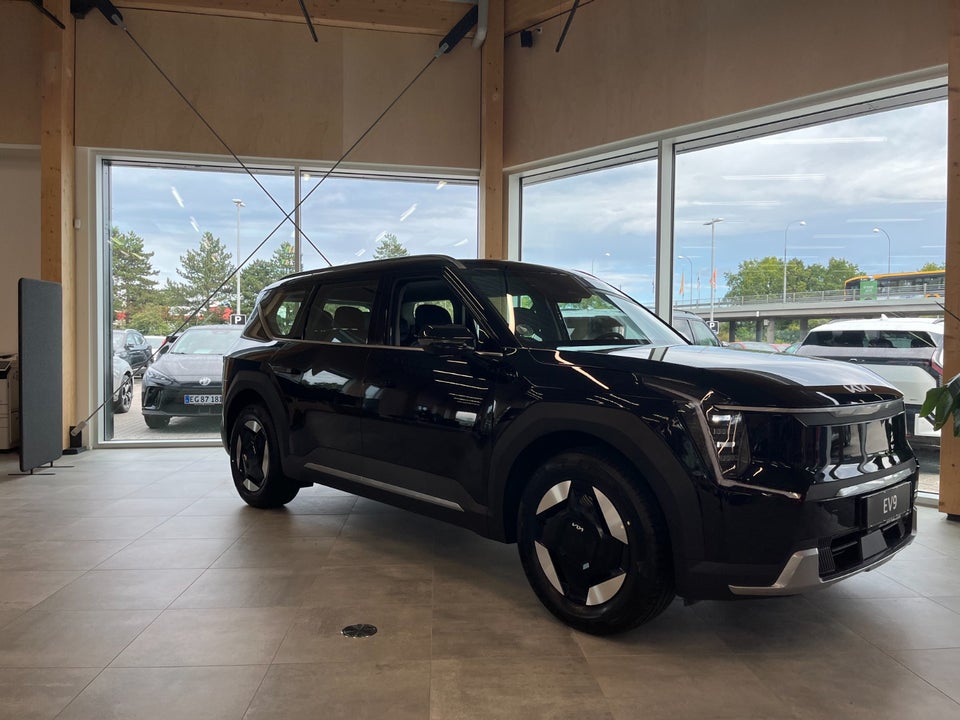 Kia EV9 76 Standard Range Upgrade RWD 7prs 5d