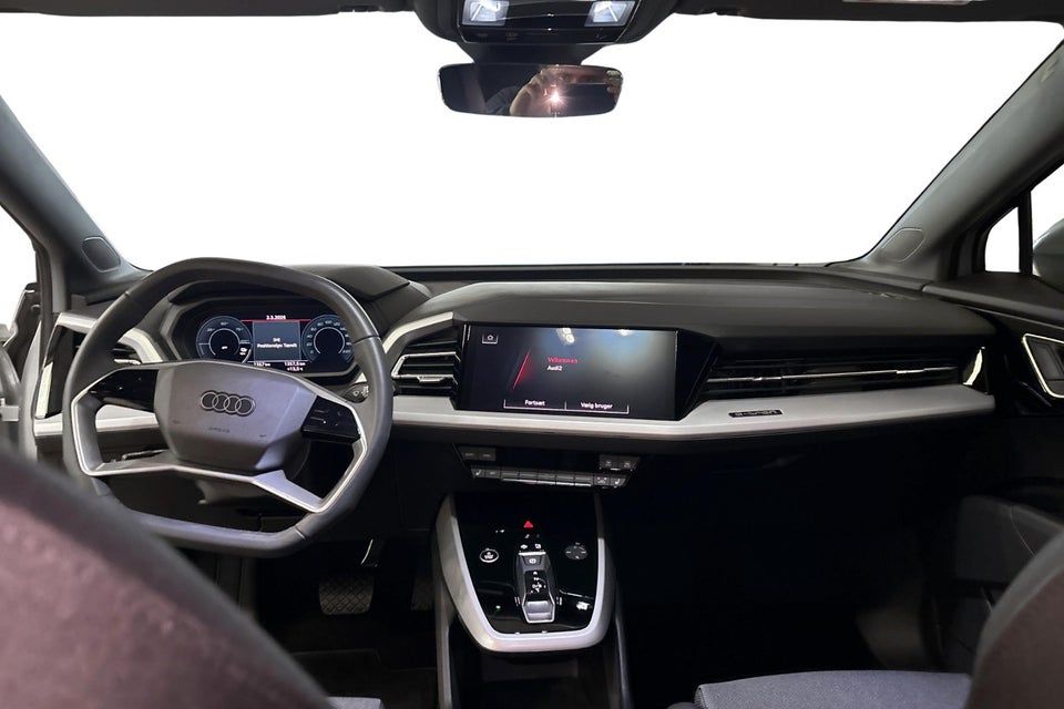 Audi Q4 e-tron 45 S-line 5d
