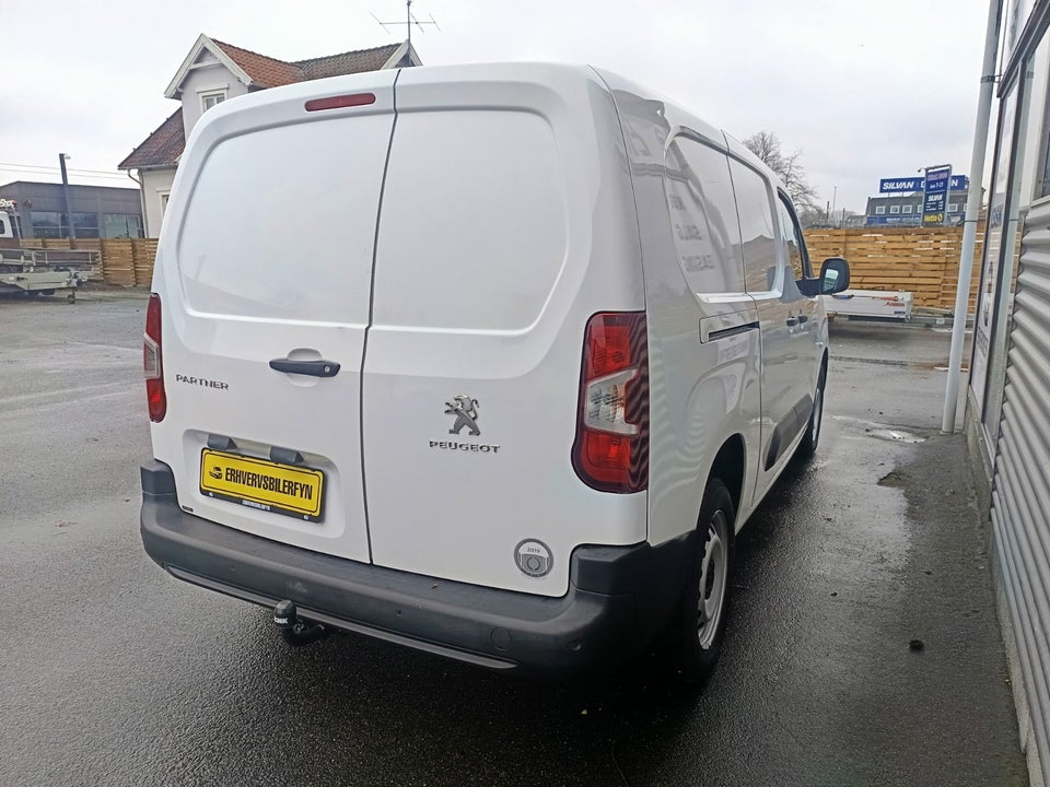 Peugeot Partner 1,5 BlueHDi 100 L2V2 Grip Van