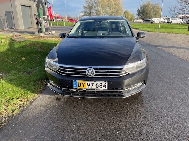 VW Passat 2,0 TDi 190 Highline Variant DSG Van 5d