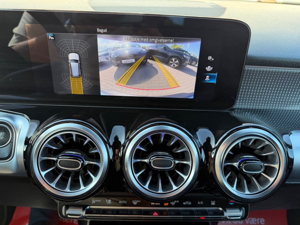 Mercedes EQB300 4Matic 5d