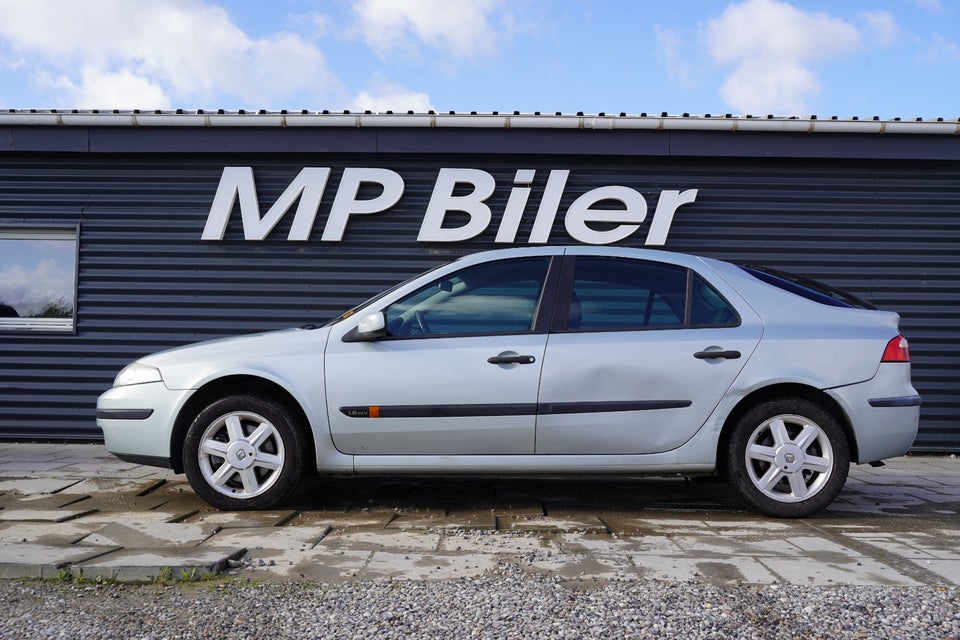 Renault Laguna II 1,8 Authentique 5d