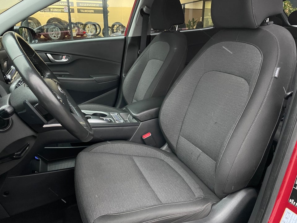 Hyundai Kona 64 EV Premium 5d