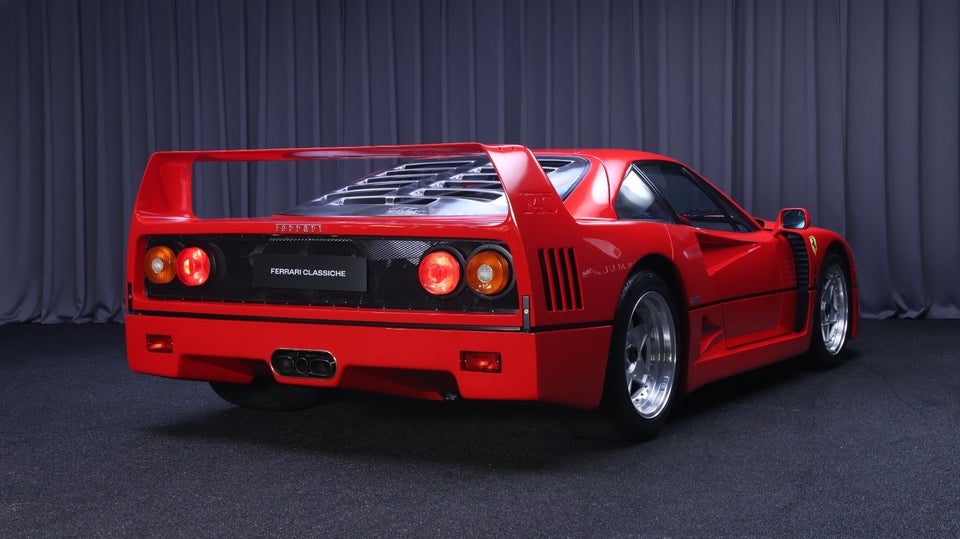 Ferrari F40 2,9 V8 Turbo 2d