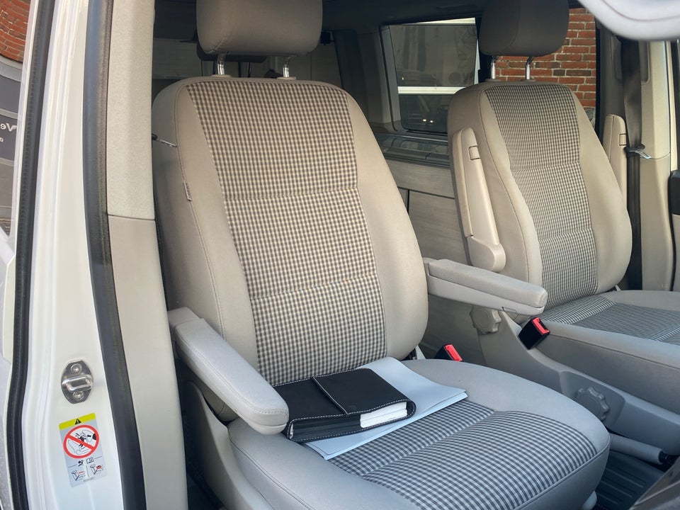 VW California 2,0 TDi 102 Coast 4d