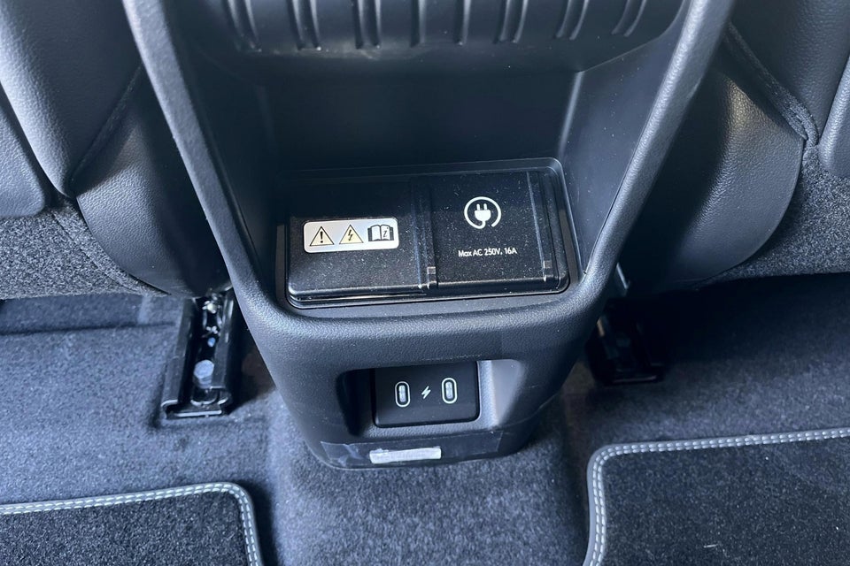 Hyundai Kona 65 EV Ultimate 5d