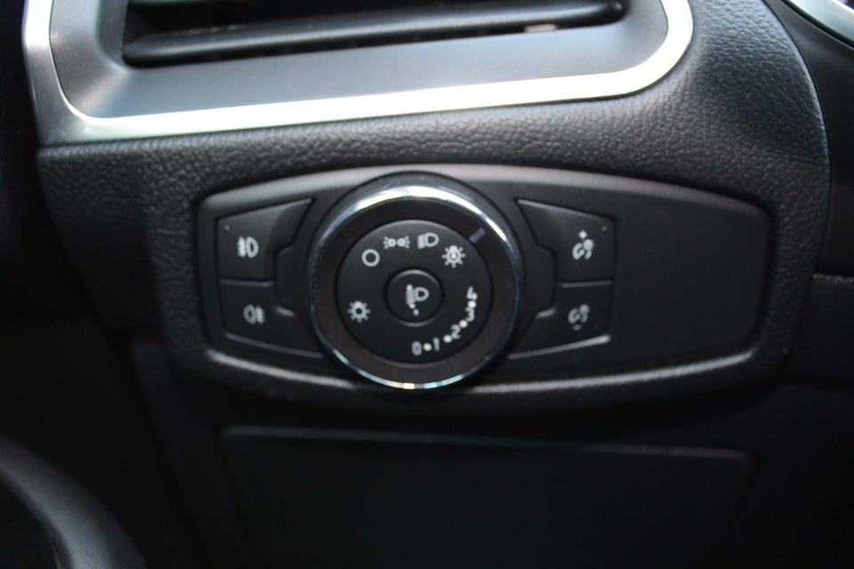 Ford S-MAX 1,5 EcoBoost Titanium 5d