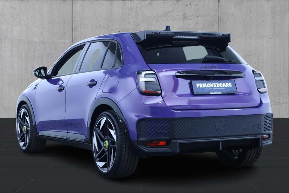 Abarth 600e Scorpionissima 5d
