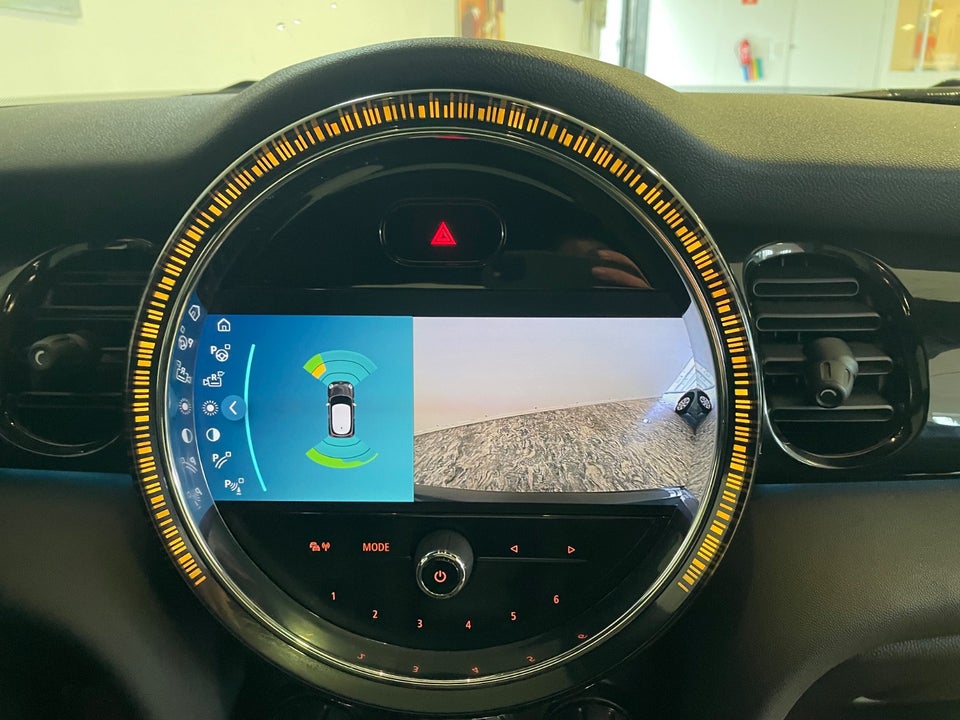 MINI Cooper SE Classic Trim 3d