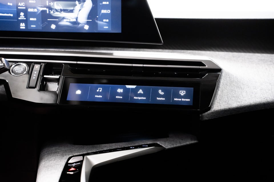 Peugeot e-5008 77 Allure 7prs 5d