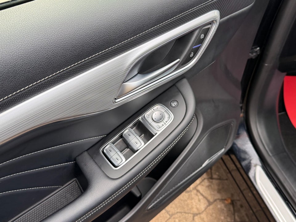 MG Marvel R Performance 5d