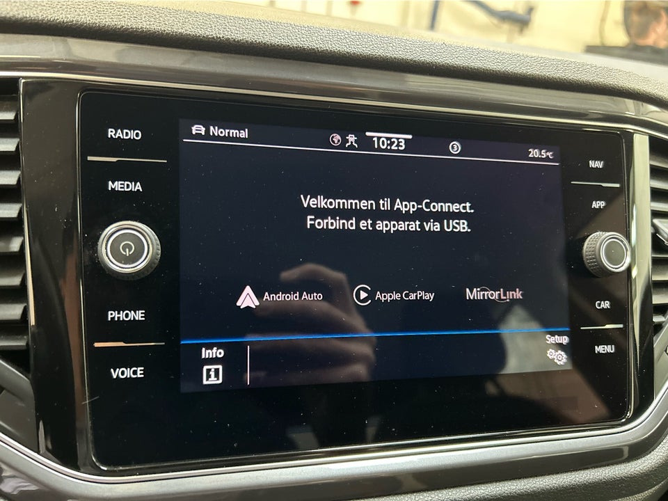 VW T-Roc 1,5 TSi 150 Sport Team DSG 5d