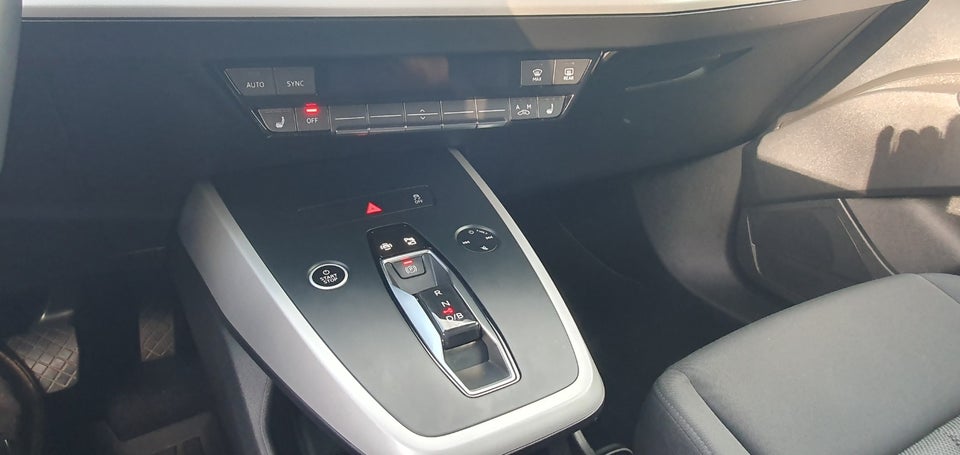 Audi Q4 e-tron 40 Attitude 5d