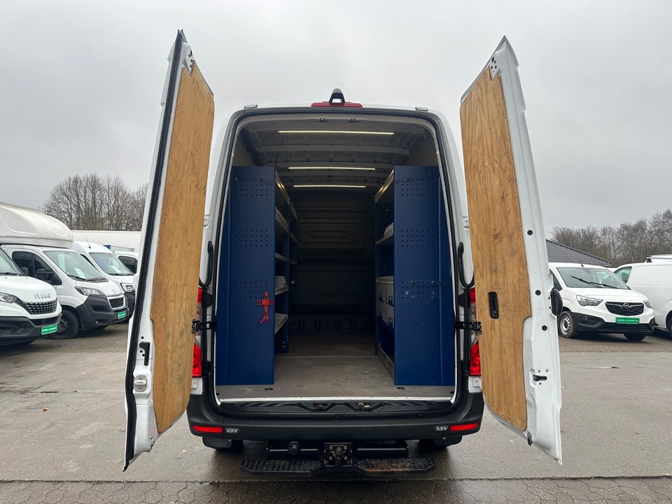 Mercedes Sprinter 317 2,0 CDi A2 Kassevogn aut. RWD