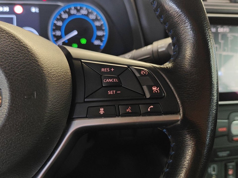 Nissan Leaf 62 e+ Acenta 5d