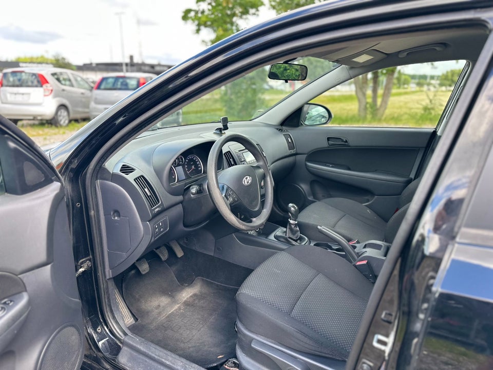 Hyundai i30 1,4 CVVT Comfort 5d