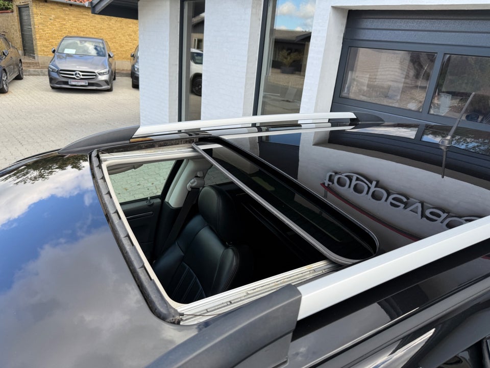 Chrysler 300C 3,0 CRD Touring aut. Van 5d