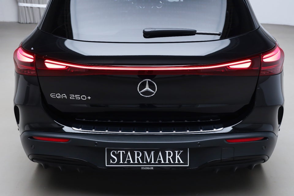 Mercedes EQA250+ AMG Premium 5d
