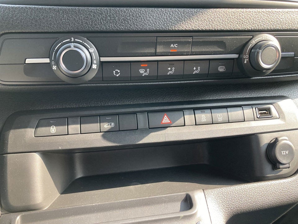 Toyota ProAce 75 Medium Comfort Master