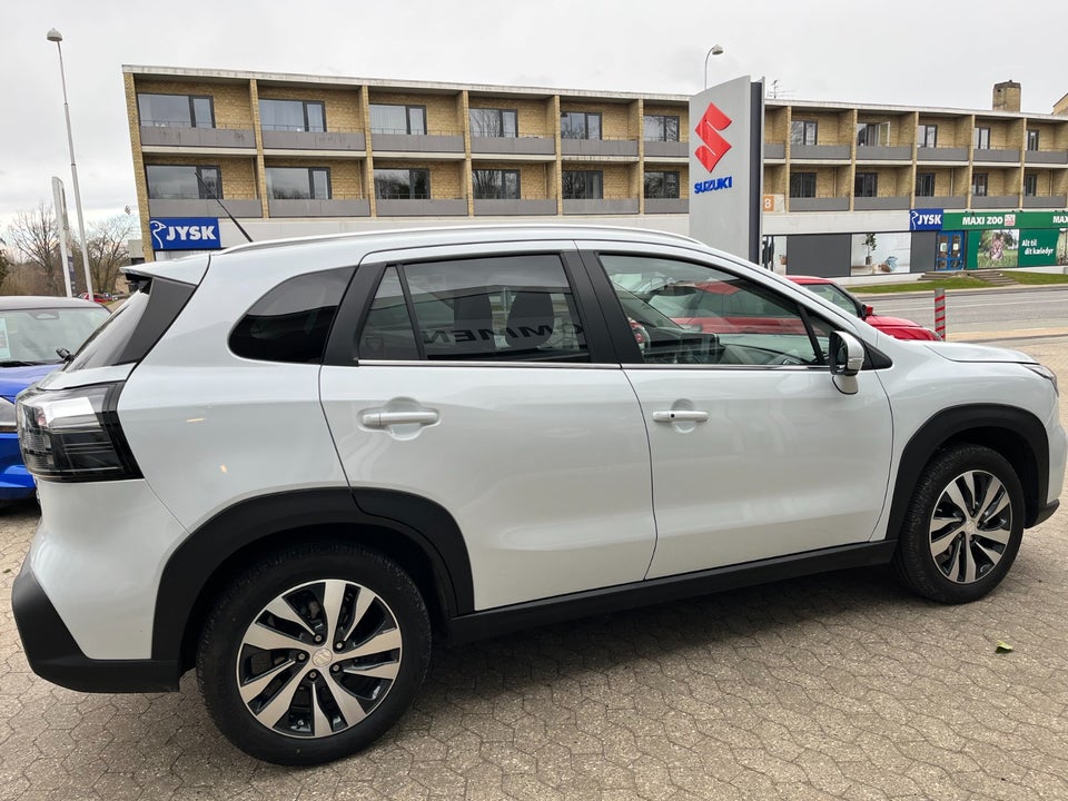 Suzuki S-Cross 1,5 S-Hybrid Adventure AGS 5d