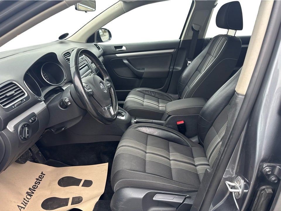 VW Golf VI 1,6 TDi 105 Match Variant DSG BMT 5d