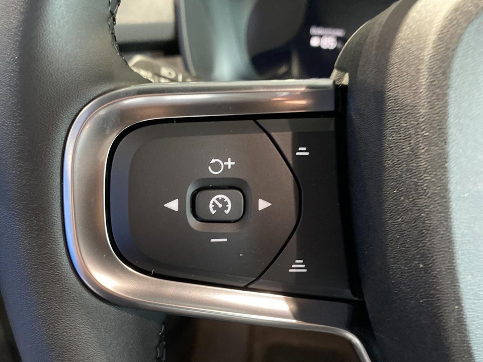 Volvo EX40 Extended Range Ultra 5d