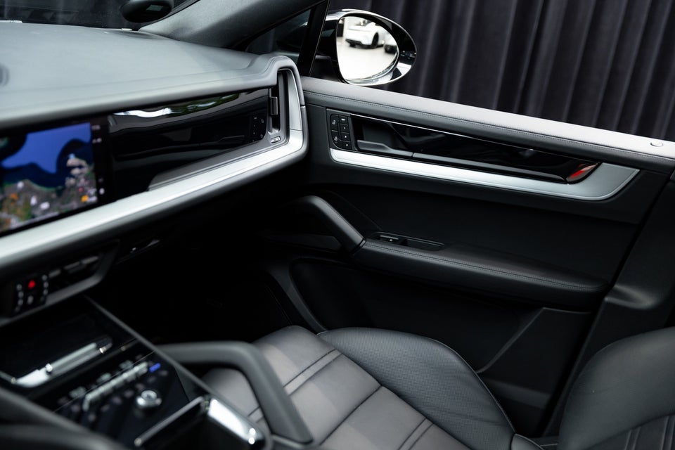 Porsche Cayenne 3,0 E-Hybrid Coupé Tiptr. 5d