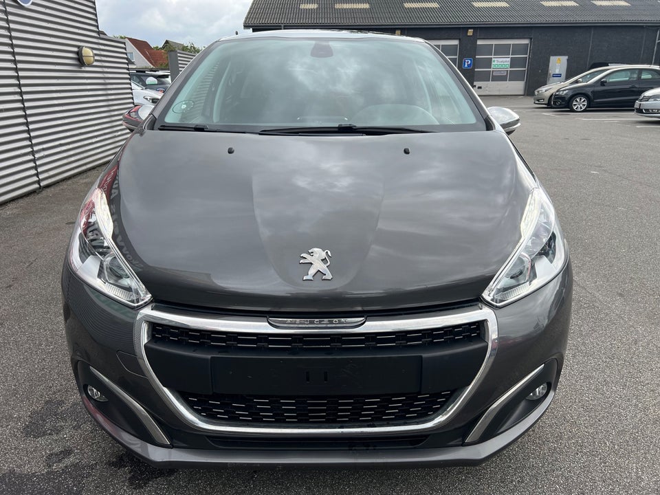 Peugeot 208 1,5 BlueHDi 100 Allure Sky 5d