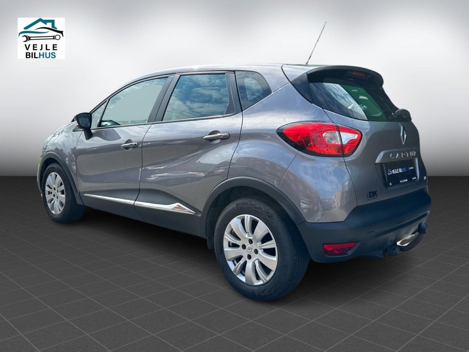 Renault Captur 0,9 TCe 90 Expression 5d