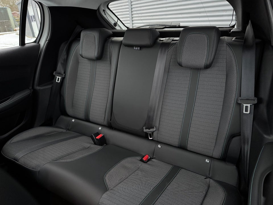 Peugeot 208 1,2 PureTech 100 Allure Pack 5d