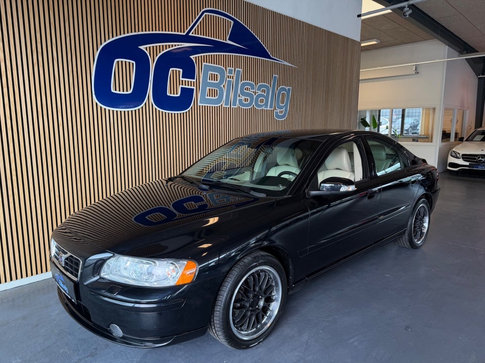 Volvo S60 2,5 T 4d