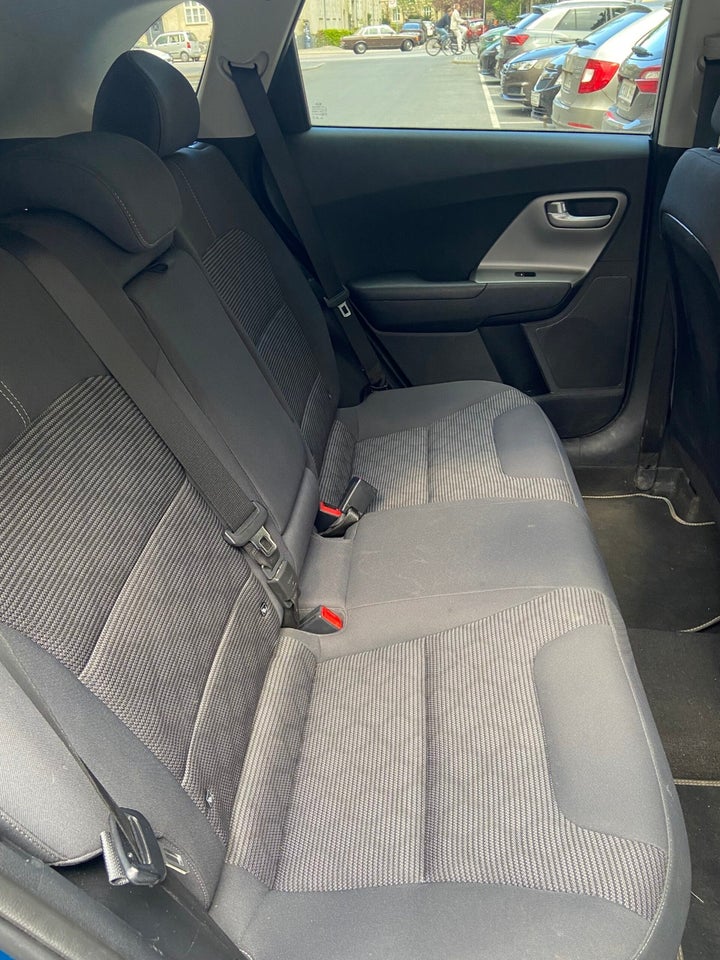 Kia Niro 1,6 HEV Comfort DCT 5d