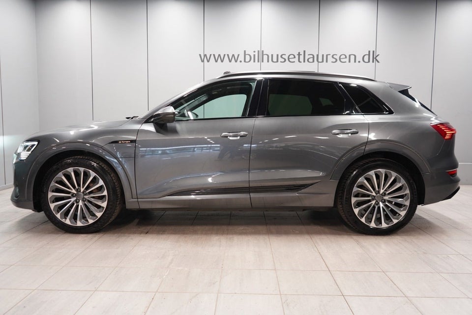 Audi e-tron 55 S-line quattro 5d