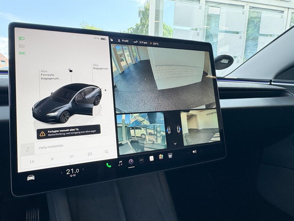 Tesla Model 3 Long Range AWD 4d