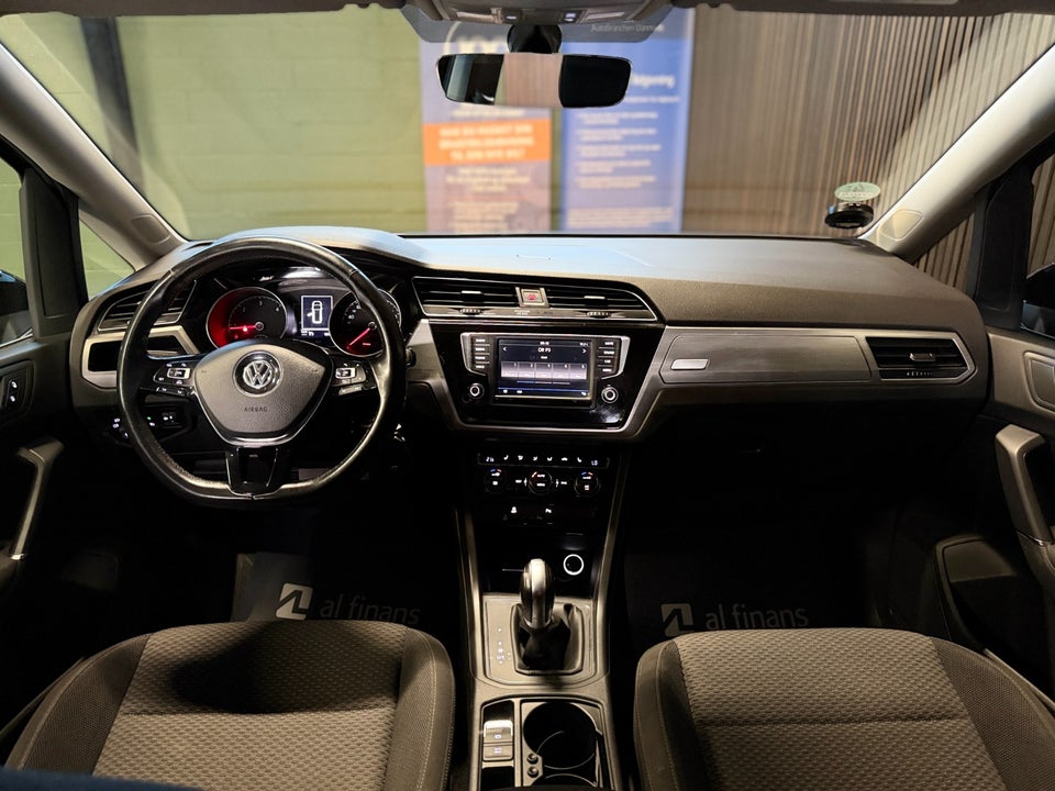 VW Touran 2,0 TDi 150 Comfortline DSG 7prs 5d