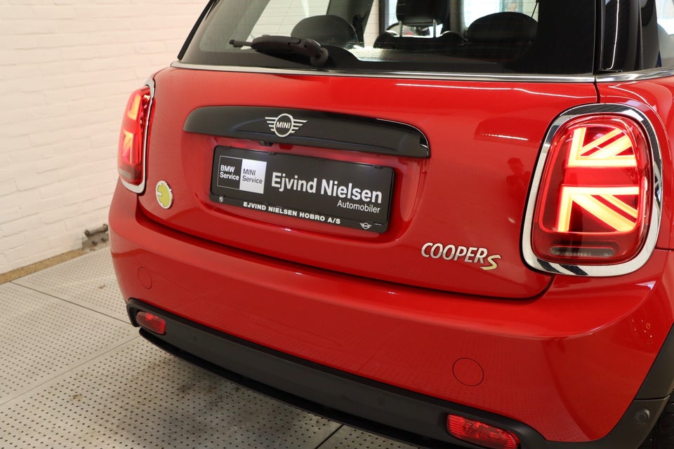 MINI Cooper SE Edition Premium Plus 3d