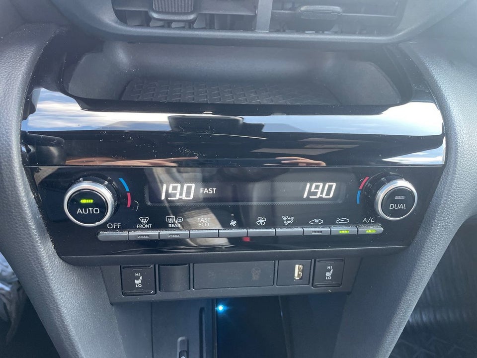 Toyota Yaris Cross 1,5 Hybrid Premier Edition e-CVT 5d