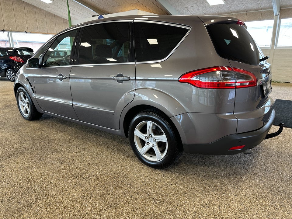 Ford S-MAX 1,6 SCTi 160 Titanium 5d