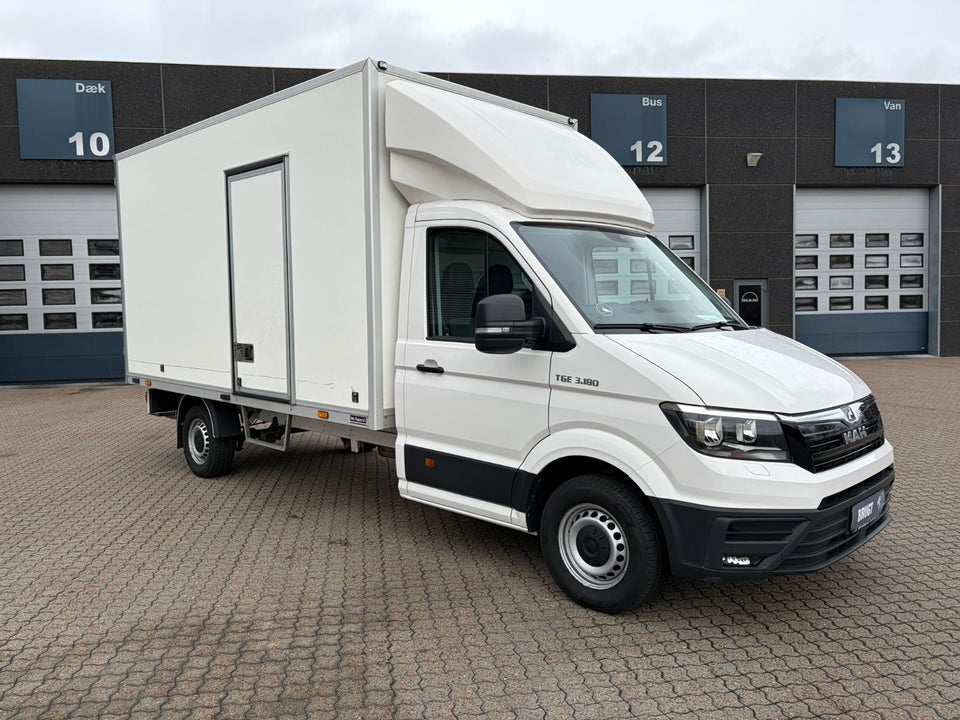 MAN TGE 2,0 3.180 Chassis L4 aut. FWD