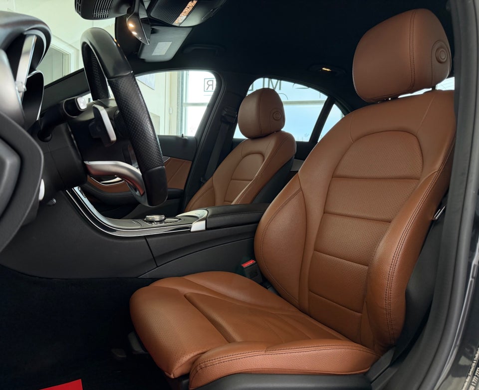 Mercedes C220 d 2,0 AMG Line aut. 4d