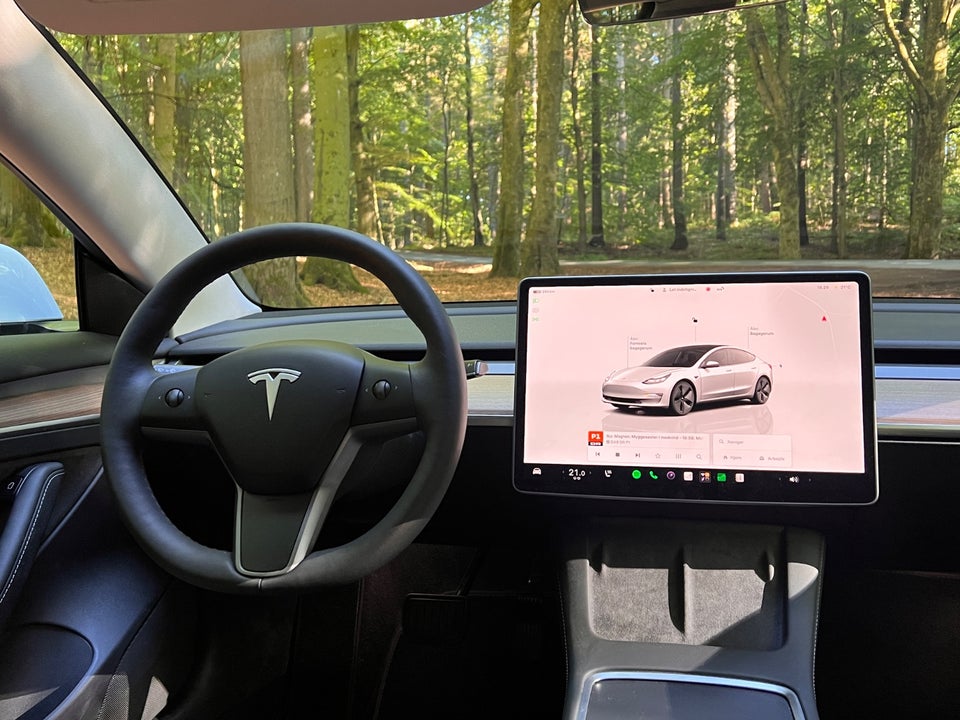 Tesla Model 3 Long Range AWD 4d