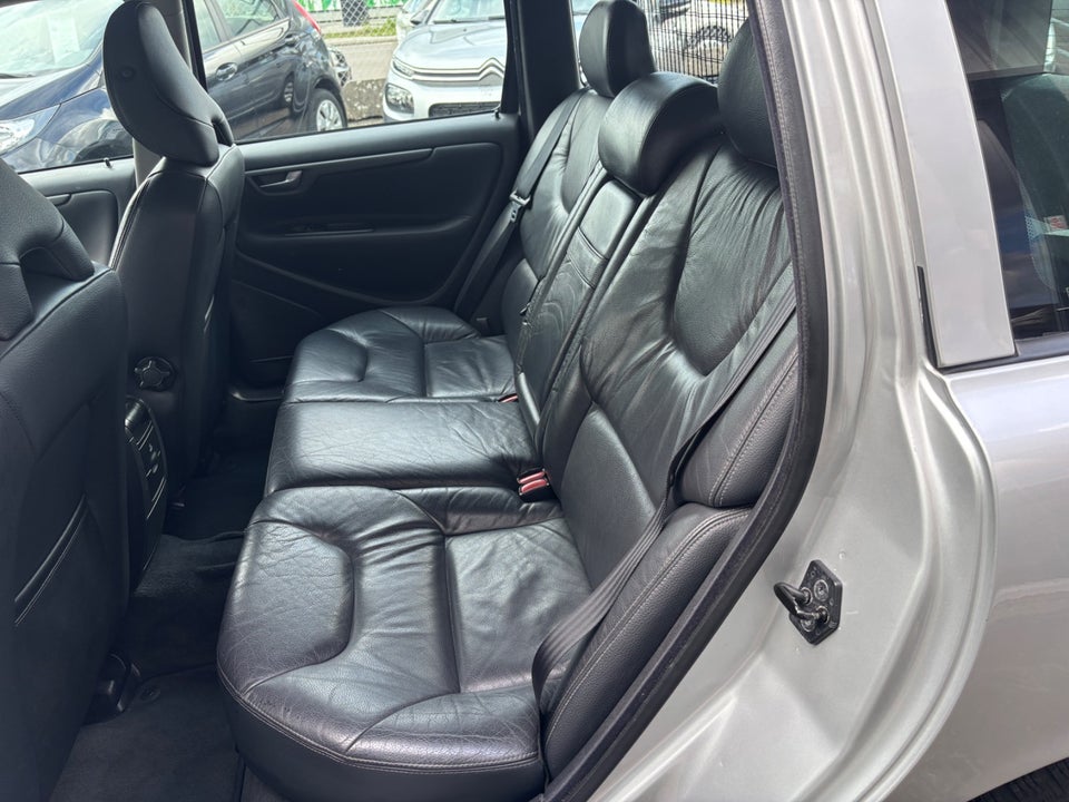 Volvo V70 2,4 140 Classic 5d