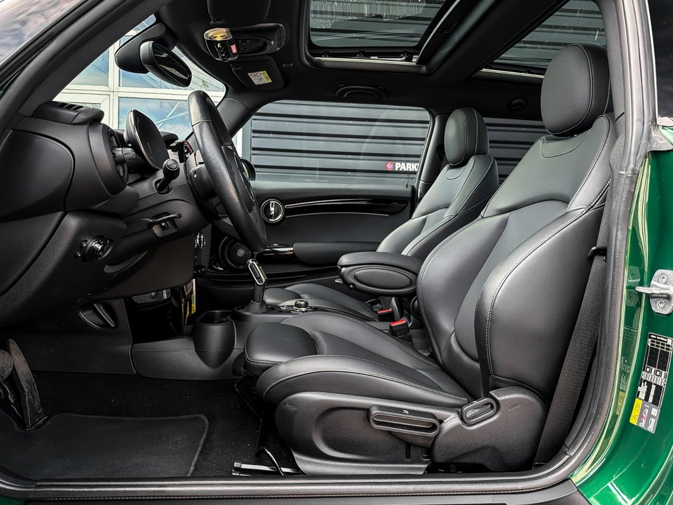 MINI Cooper SE Camden Edition 3d