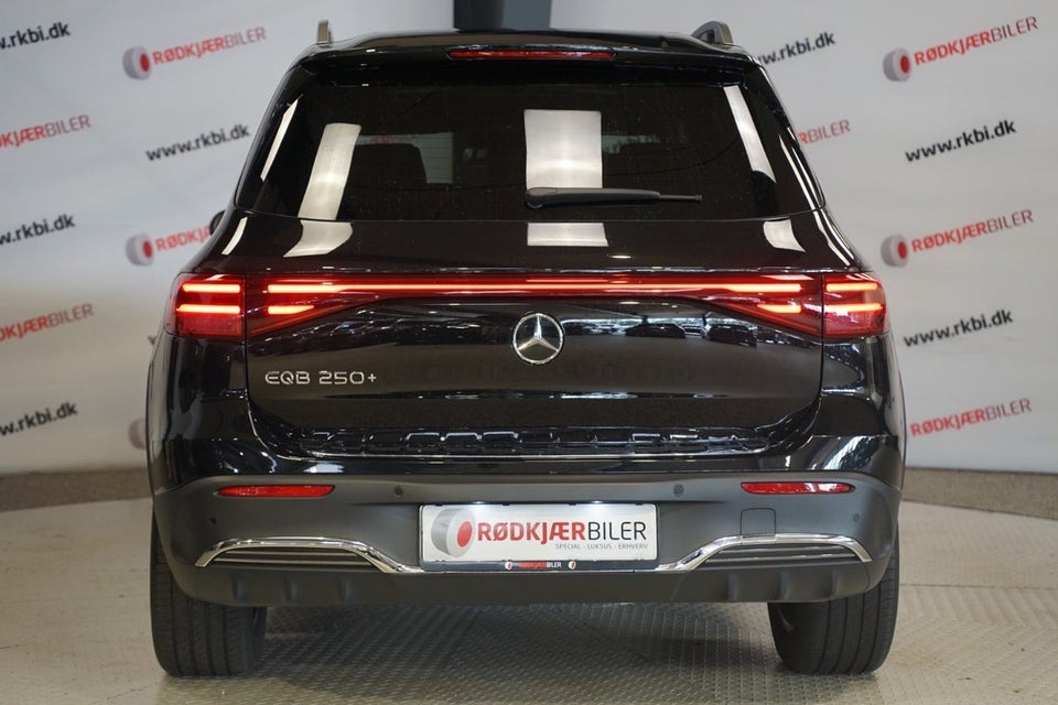 Mercedes EQB250+ AMG Line Van 5d