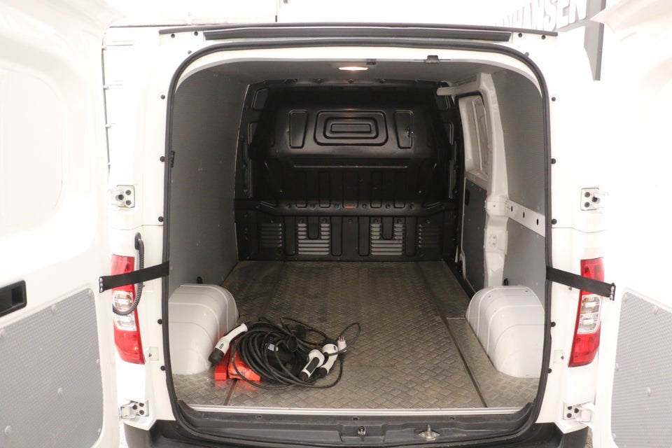 Maxus e-Deliver 3 52 Cargo Van SWB