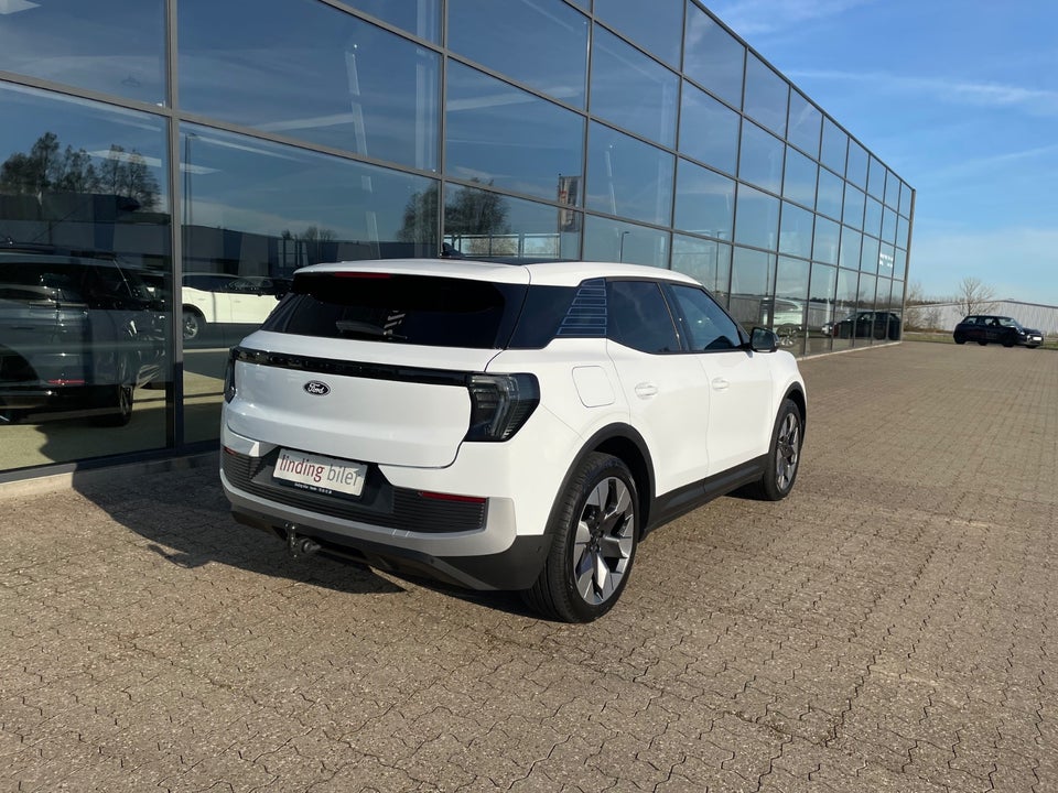 Ford Explorer 82 Premium Extended Range 5d
